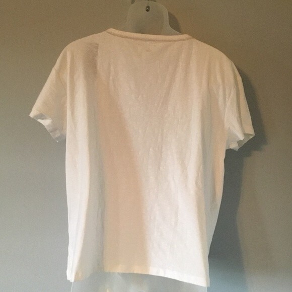 Tommy Hilfiger mens short sleeve t-shirt white w/black pocket. Size Large NWT - Picture 4 of 6